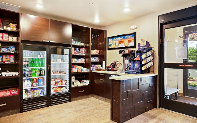 My Place Hotel - Hurricane Zion National Park, UT