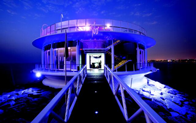 Jumeirah Beach Hotel Dubai