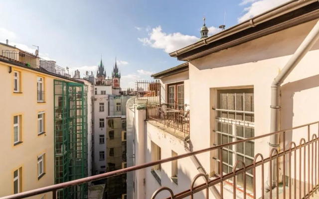 Templová 7 - Old Town Large Apartment with Terrace