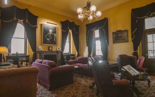 Chateau Yering Historic House