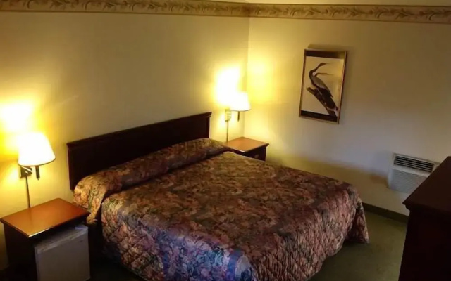 Humboldt Redwoods Inn