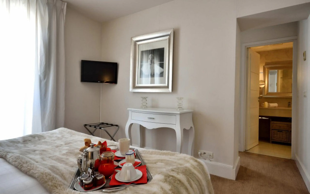 Hotel Renoir