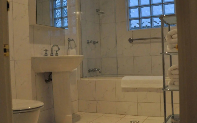 Best Street Bed & Breakfast