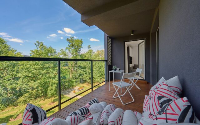 Apartment Dmowskiego by Renters