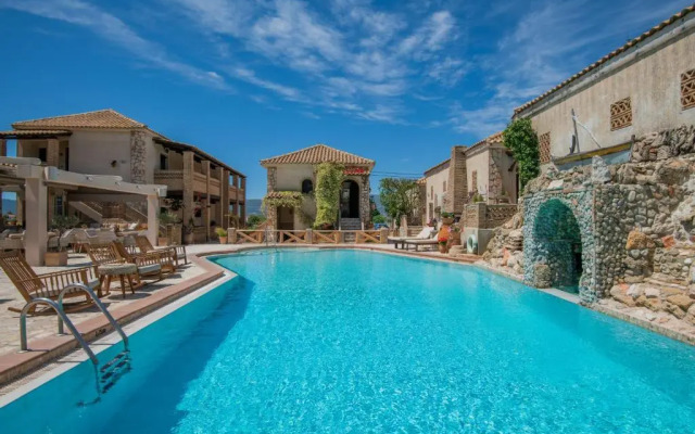Garden Village Hotel