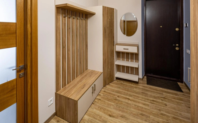 Romari Проспект Свободи 15