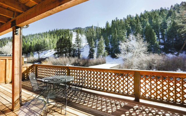 WorldMark Red River