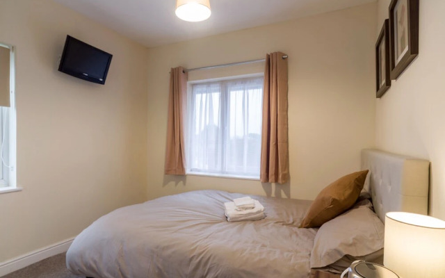 Waves Hotel