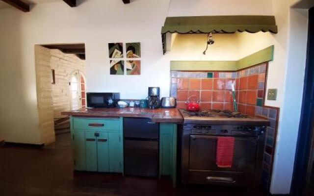 29 Palms Inn