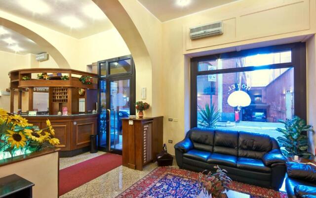 Pavone Hotel 