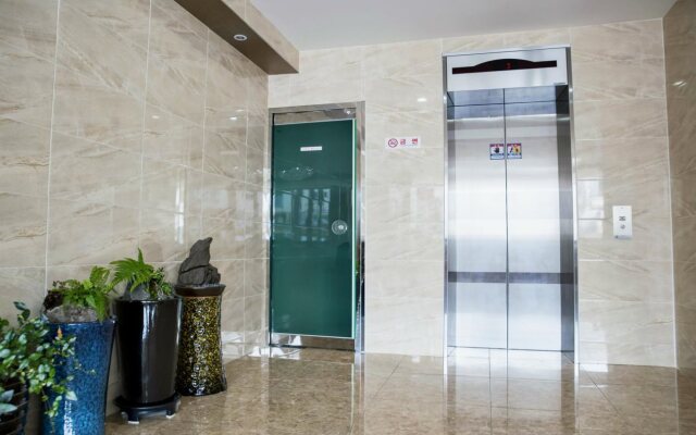 Hotel G