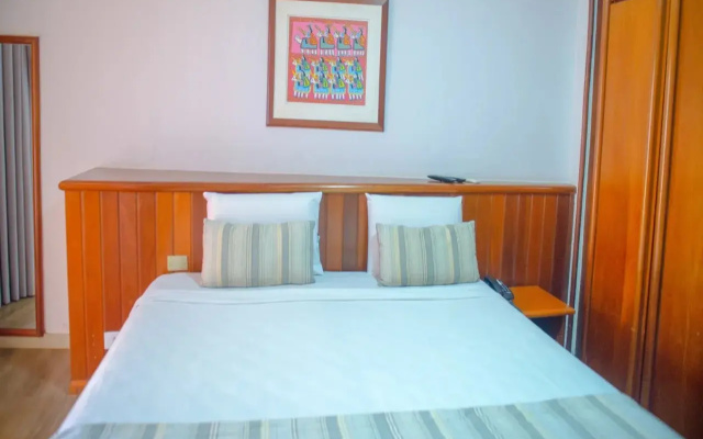 San Marino Hotel & Suites
