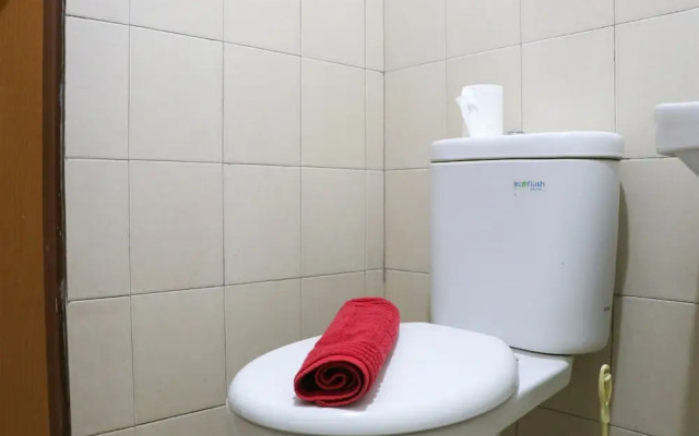 Functional 2Br At Tifolia Apartment