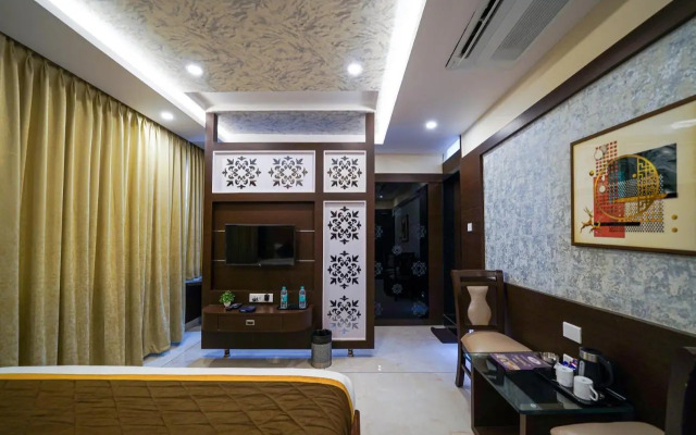 OYO Premium K R Puram