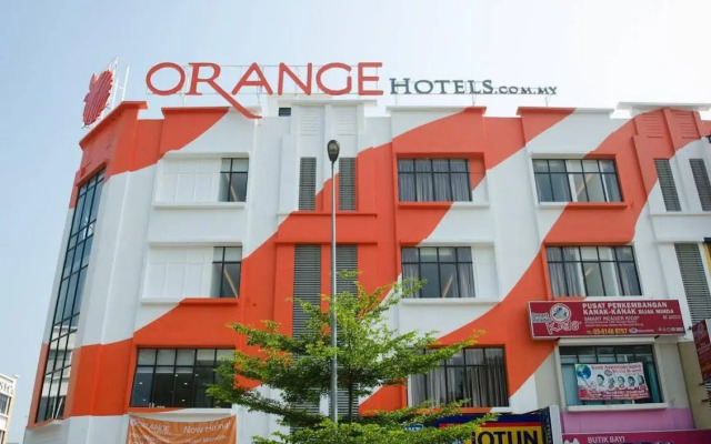 1 Orange Hotel Sungai Buloh
