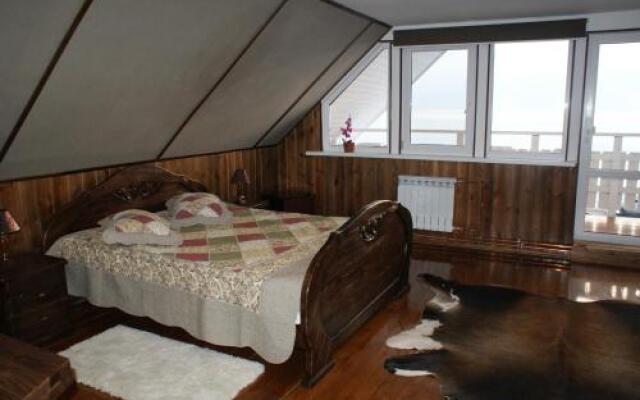 Malina Guest House