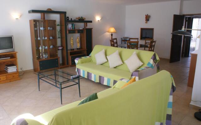 V007 Beach Villa / Da Praia (Oceano)