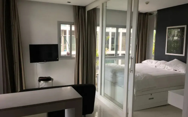 The Gallery Condo - D41 by Axiom