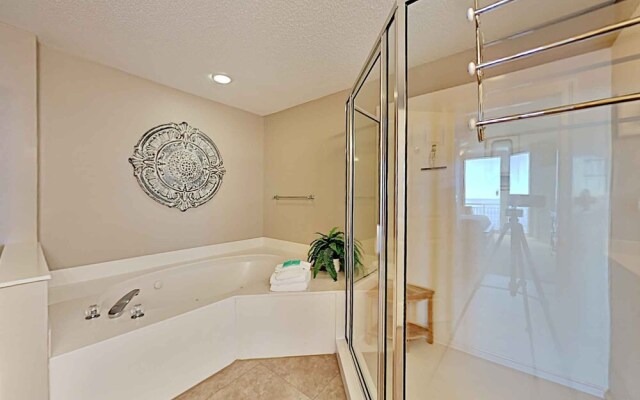 The Pearl of Navarre Beach