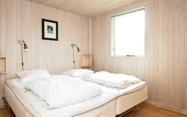 Peaceful Holiday Home in Jutland with Hot Tub