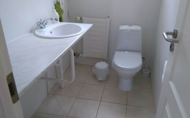 Brúnalaug Guesthouse Holiday Home