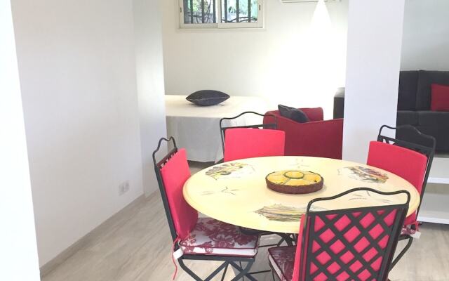 Studio in Vence, With Wonderful City View, Private Pool, Enclosed Gard