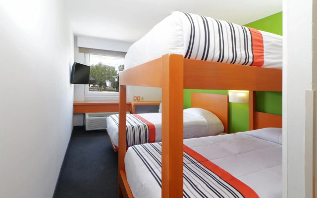 City Express Junior by Marriott Toluca Aeropuerto