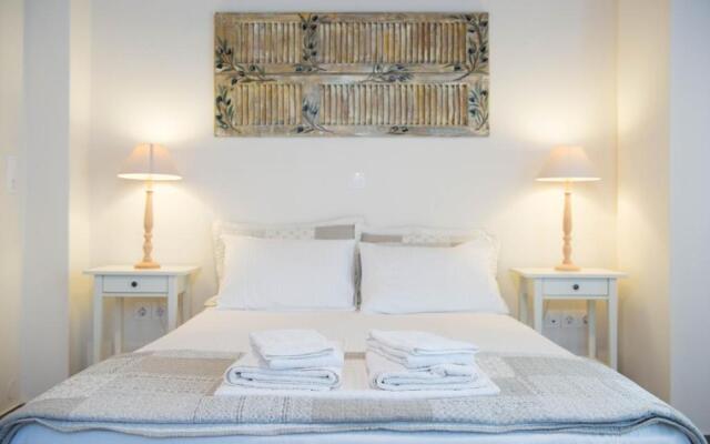 Aerides Boutique Rooms