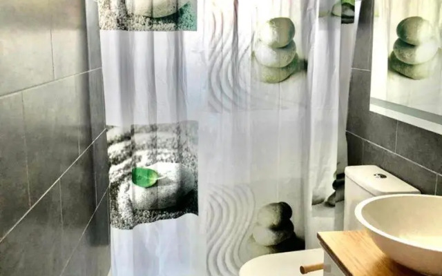 Apartamento frente al mar con piscina