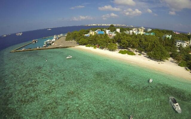 SeaHouse Maldives TopDeck Hotel