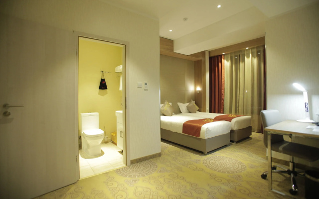 Hotel Nine