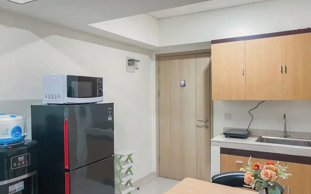 Relaxing And Scenic 2Br At Meikarta Apartment