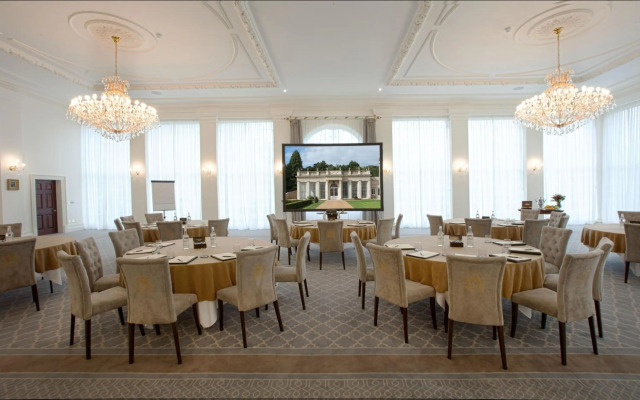 Rushton Hall Hotel & SPA