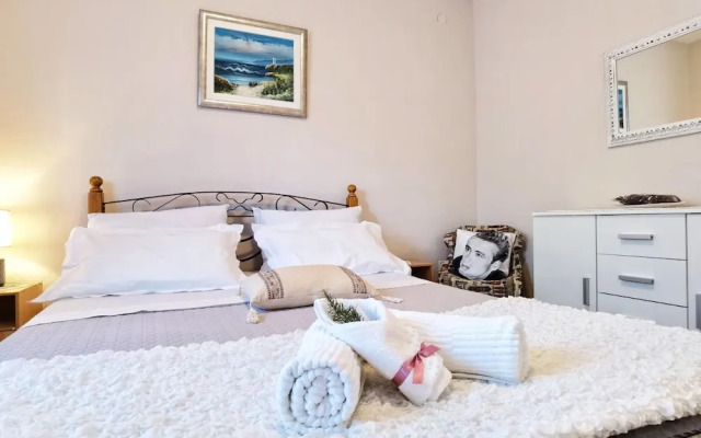 Vinx - Grill and Terrace - A2