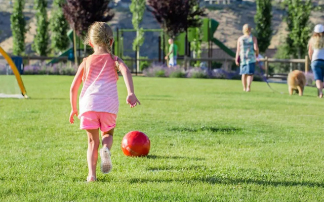 Lake & Vine Villa #15