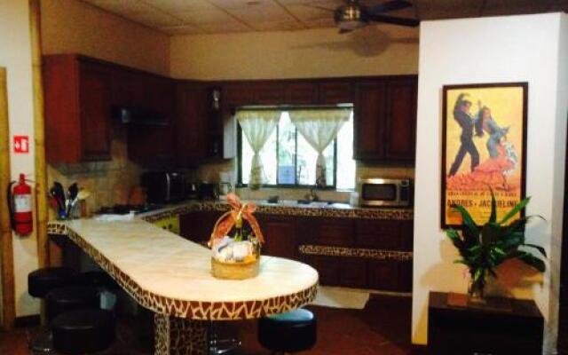 Casa Manglar Guesthouse