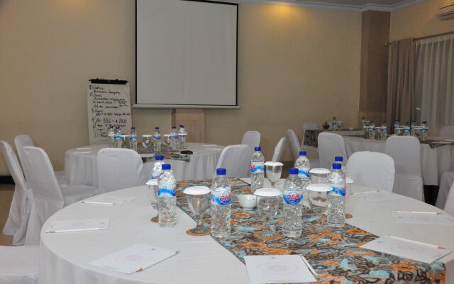 Puri Saron Hotel Denpasar