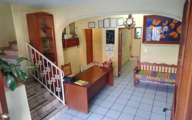 Hotel Monarca