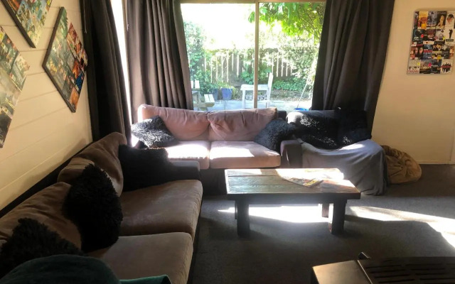 Alpine Lodge Backpackers