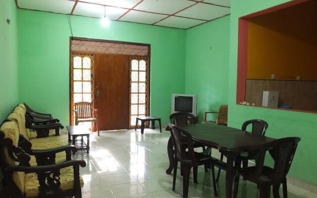 Monkey Garden Hotel