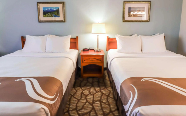 Quality Inn & Suites Sequim at Olympic National Park