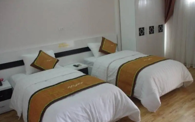 Xala Night Guest House