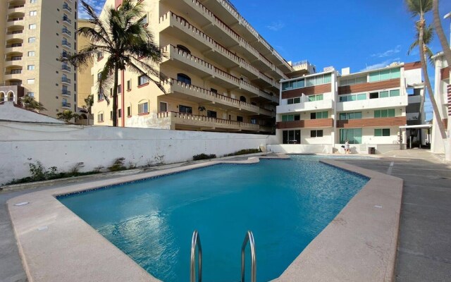Condos MDS7A ByTrvl2hm