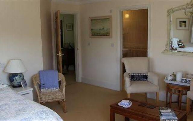 Appletree Court House