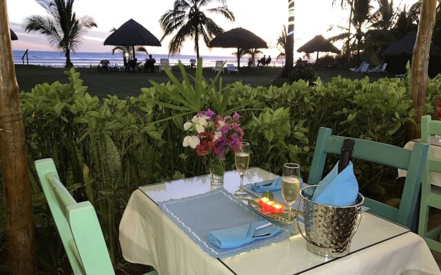 Las Lajas Beach Resort