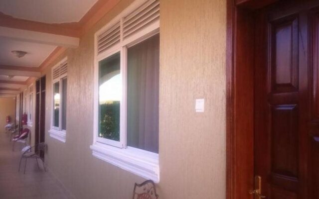 United Motel Entebbe