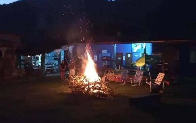 Farah Camping
