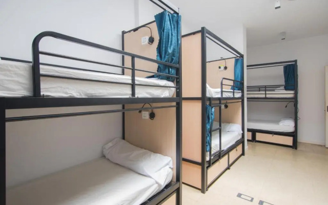 No Limit Hostel Central