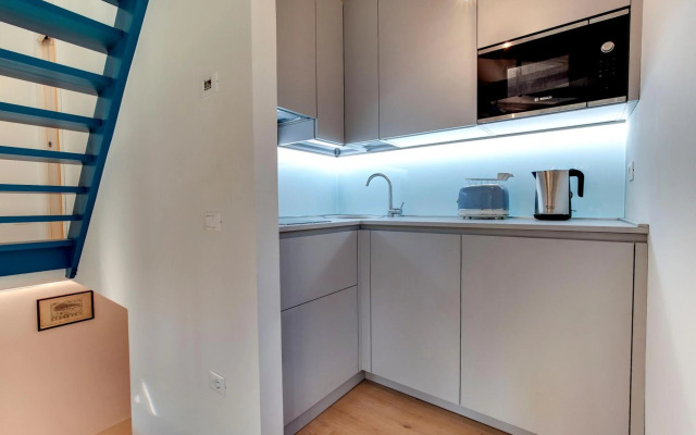 Venice Skyline View Studio Apartment M0270428215