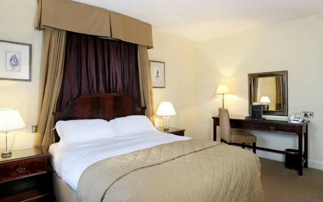 Macdonald Compleat Angler